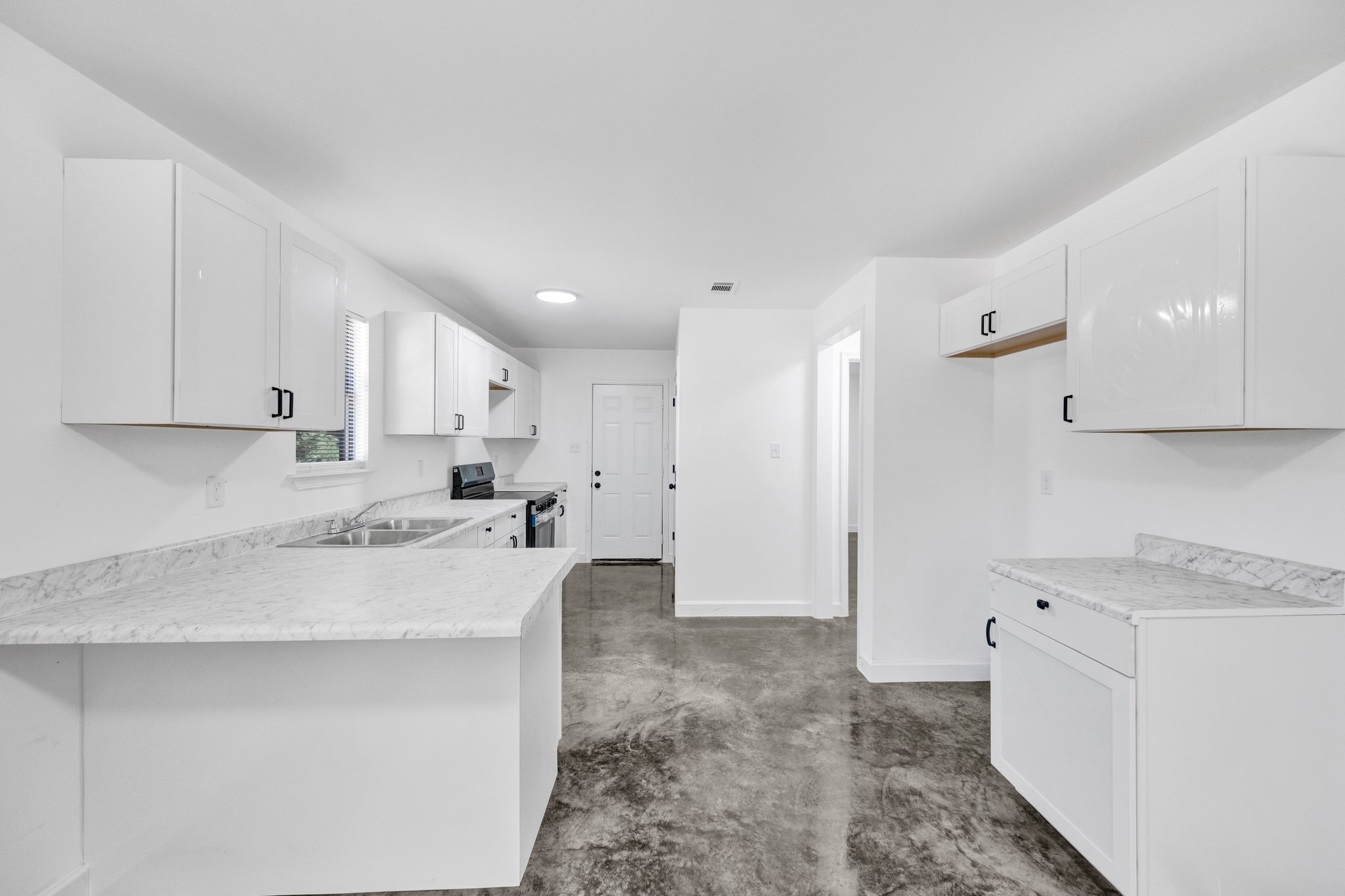 728 King Ave
