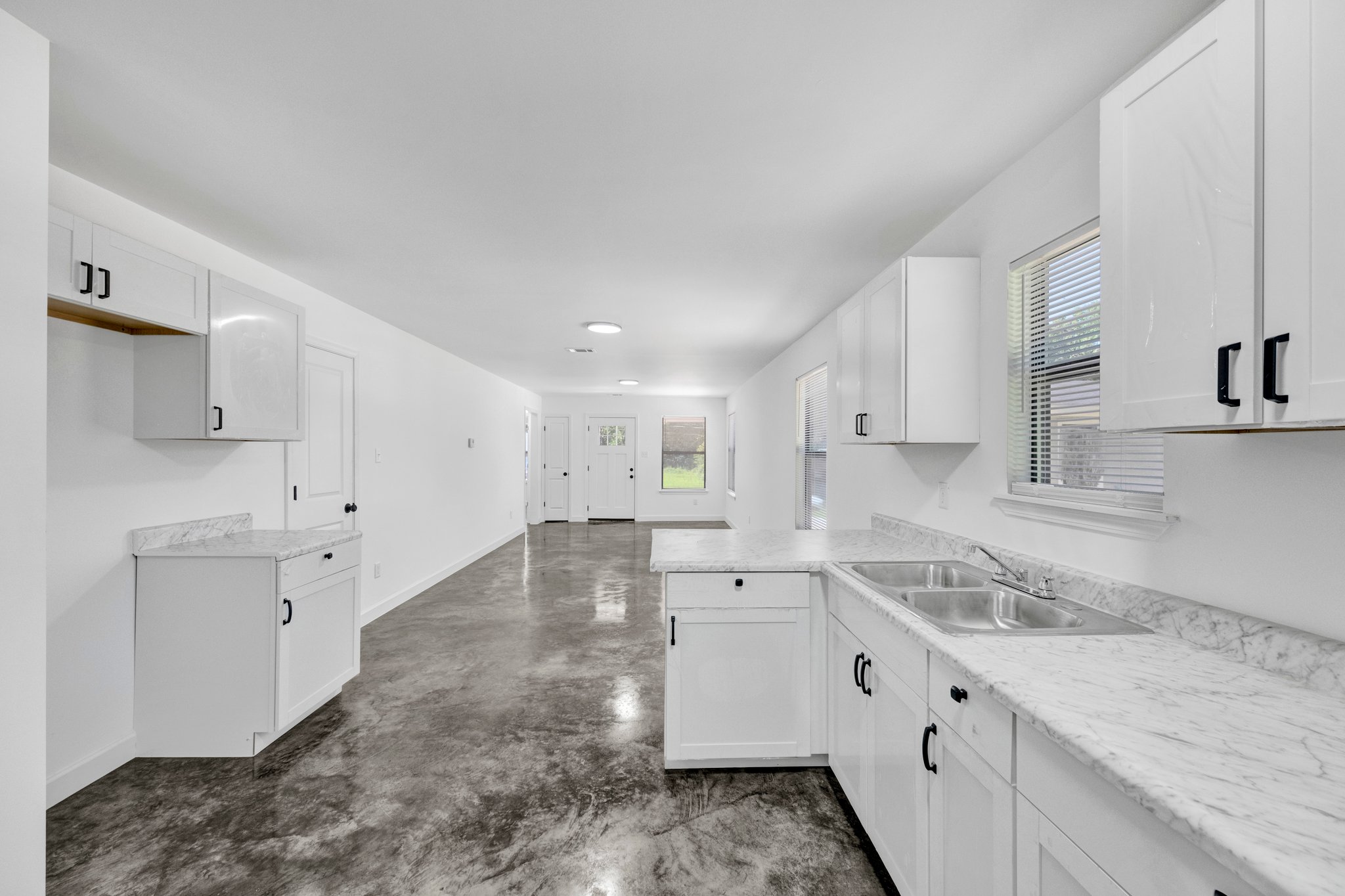 728 King Ave