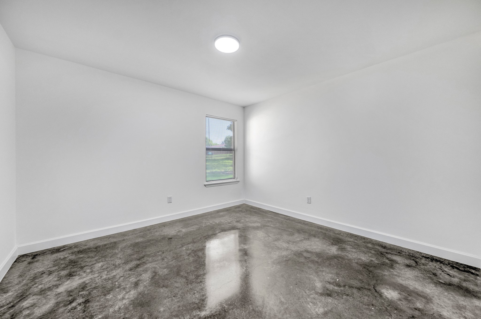728 King Ave